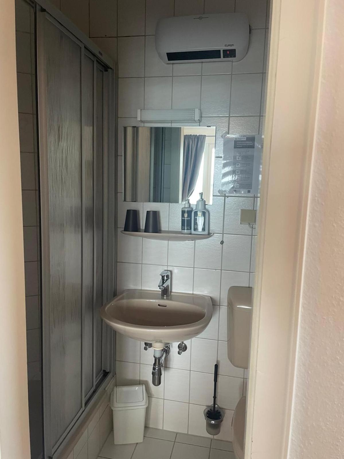 Hotel Berghof Albersweiler Екстериор снимка